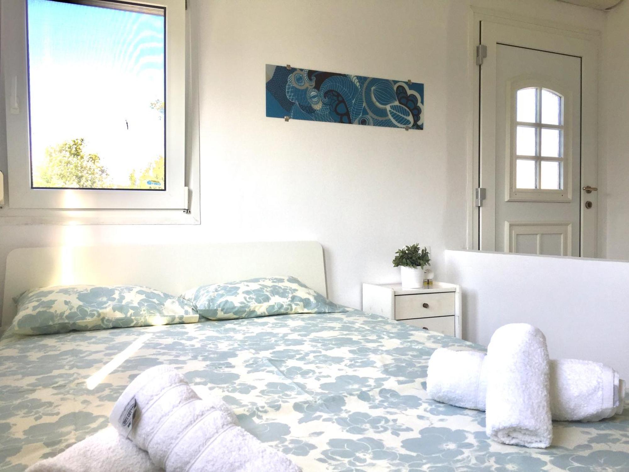 Acapus Studios Торони Номер фото