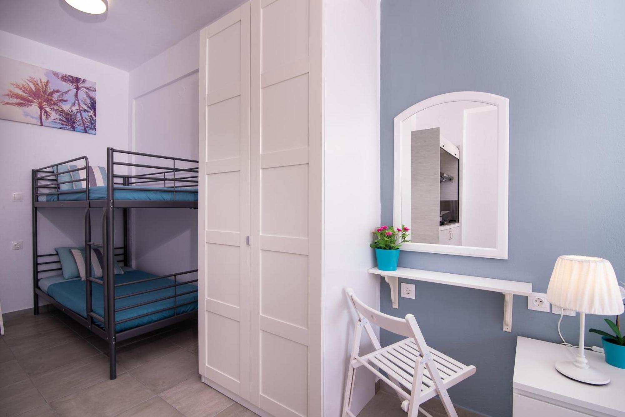 Acapus Studios Торони Номер фото